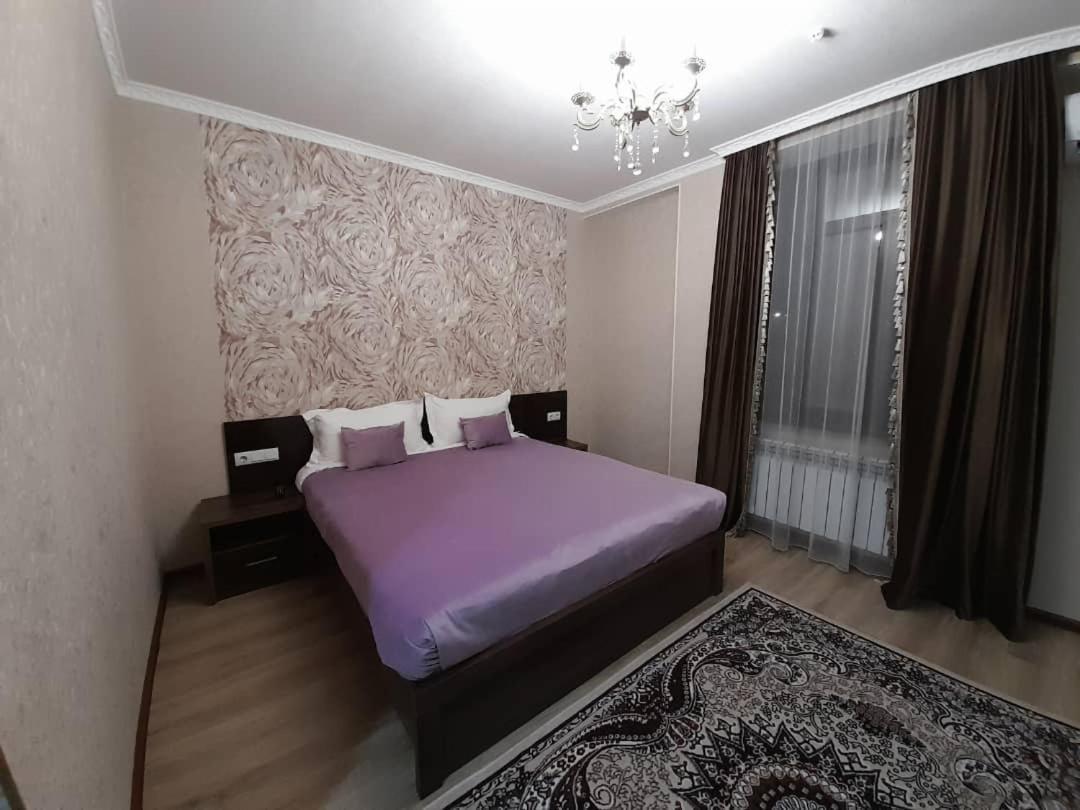 Nomad Hotel Bishkek Halal 外观 照片
